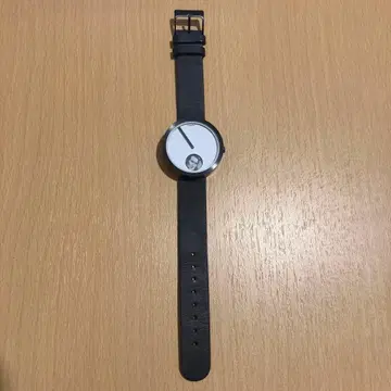 Yonda? 다자이 오사무 등 문호 아날로그 손목시계 신조 문고