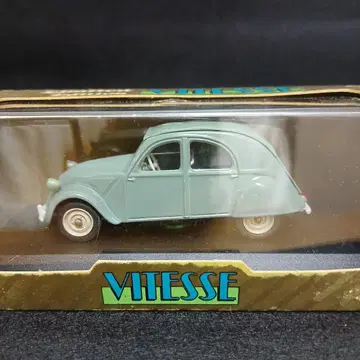 비테스 CITROEN DS 19 1960-61 SEDAN