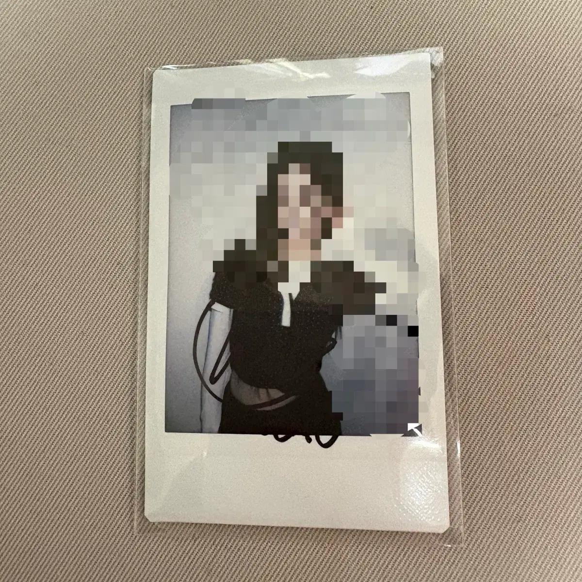 250824 Triples sion sign polaroid on Bunjang Global Site.