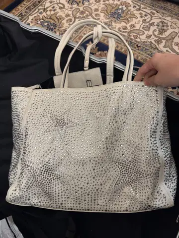 별(스타) 토트 화이트 가죽 스톤 토트백