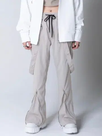 bizarre maiden 플레어 팬츠