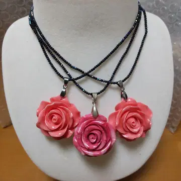 퍼플 스피넬(2mm)&쉘 3종류 장미(35mm)