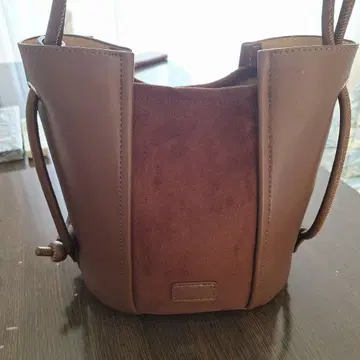 브라운 버킷백 uyu