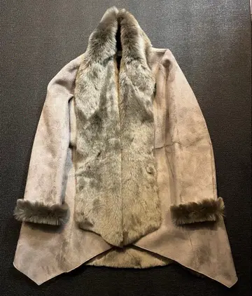 미사용 새상품 SUGAR ROSE 퍼 스웨이드 코트 사이즈 F