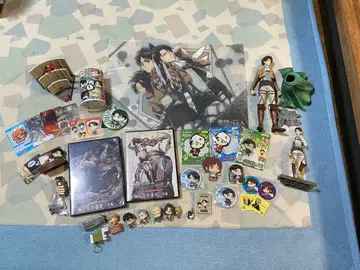 기간 한정 가격 인하 ~ 진격의 거인 굿즈 세트