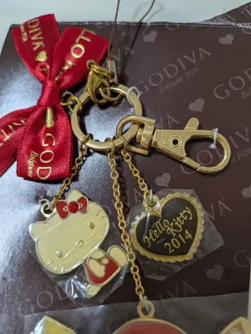 산리오 키티 키링 고디바 GODIVA 발렌타인데이