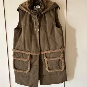 피코네 후드 부착 올리브 그린 베스트 M