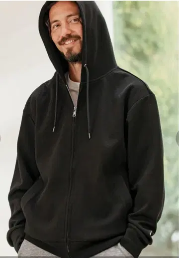 1분 1초 후드티 (1M25H110) black