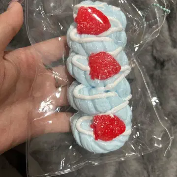 [정말 귀여운] 딸기빵 반죽 말랑말랑 스트레스 해소