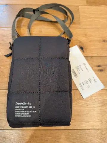 새상품 FreshService 프레쉬 서비스 퀼티드 큐브 백