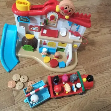 호빵맨 완구의 집 세트 호빵맨 하우스와 기차.