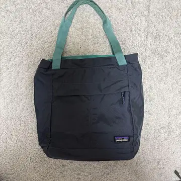 patagonia 블랙 그린 토트백