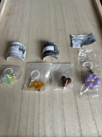 일본의 메지루시 액세서리 4점 세트