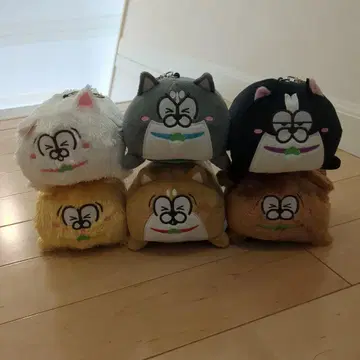 오소마츠 6쌍둥이 마츠이누 릴 달린 봉제 인형 패스 케이스