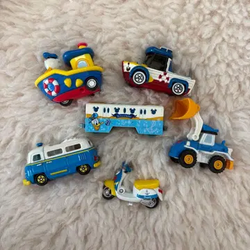 도널드 덕 디즈니 미니카 기차