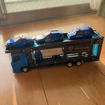 토미카 폴리스 출동! 폴리스 캐리어카 세트