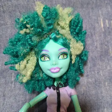 몬스터 하이 허니 스웜프