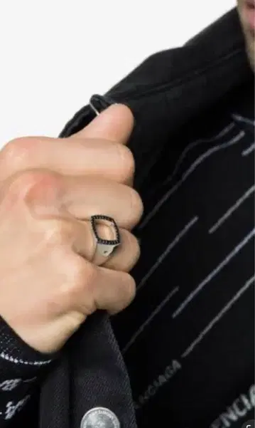 TOMWOOD 블랙 스피넬 반지 52