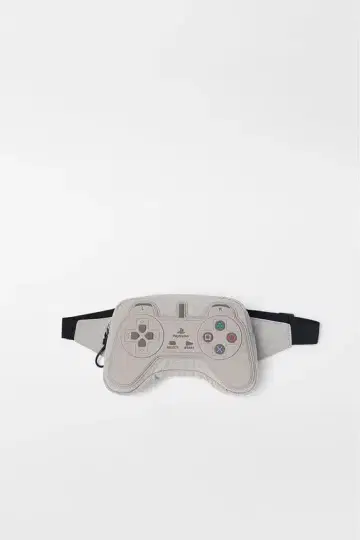 ZARA 플레이스테이션 컨트롤러 힙색 콜라보 PS4