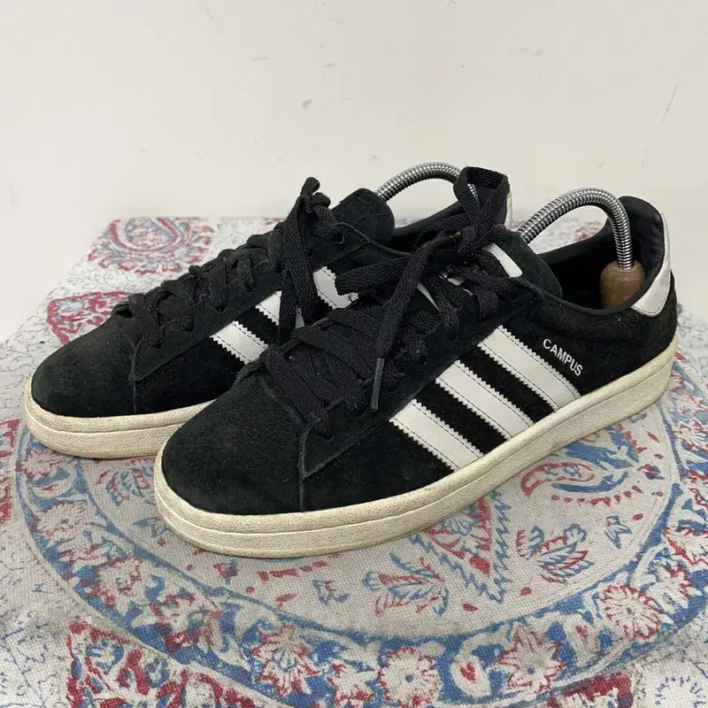 adidas gazelle silver green womens Adidas Campus 00s Red 