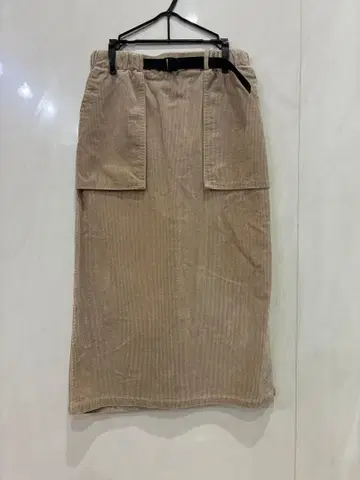 EKAL 베이지 코듀로이 타이트 스커트