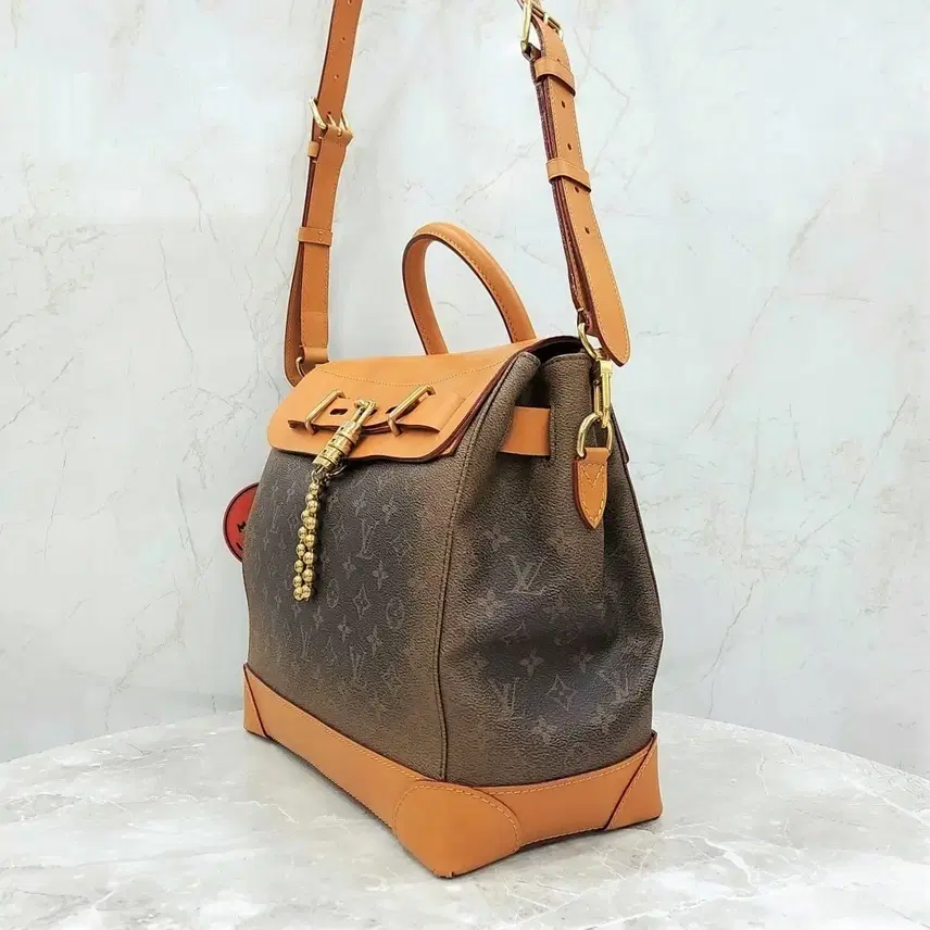 루이비통 X 퍼렐 스티머 모노그램 숄더백 M11534 사진 2