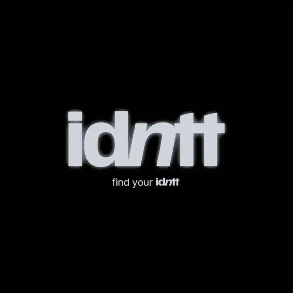 Shop IDNTT on Bunjang Global Site.