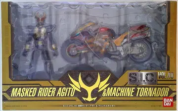 반다이 S.I.C. 이시모리 쇼타로 가면라이더 아기토 & 마신 토르네이더