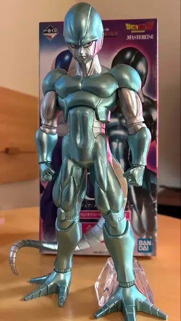 드래곤볼 제일복권 메탈 쿠우라 피규어