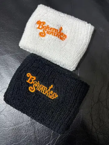 우타다 히카루 리스트 밴드 BOHEMIAN SUMMER