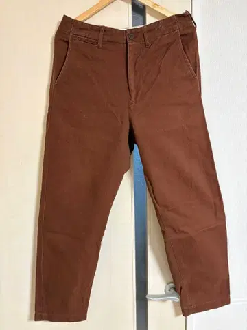 ARMY TWILL 브라운 치노 팬츠
