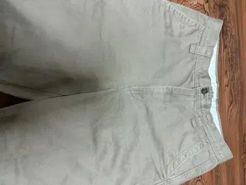 유니클로 와이드 핏 치노