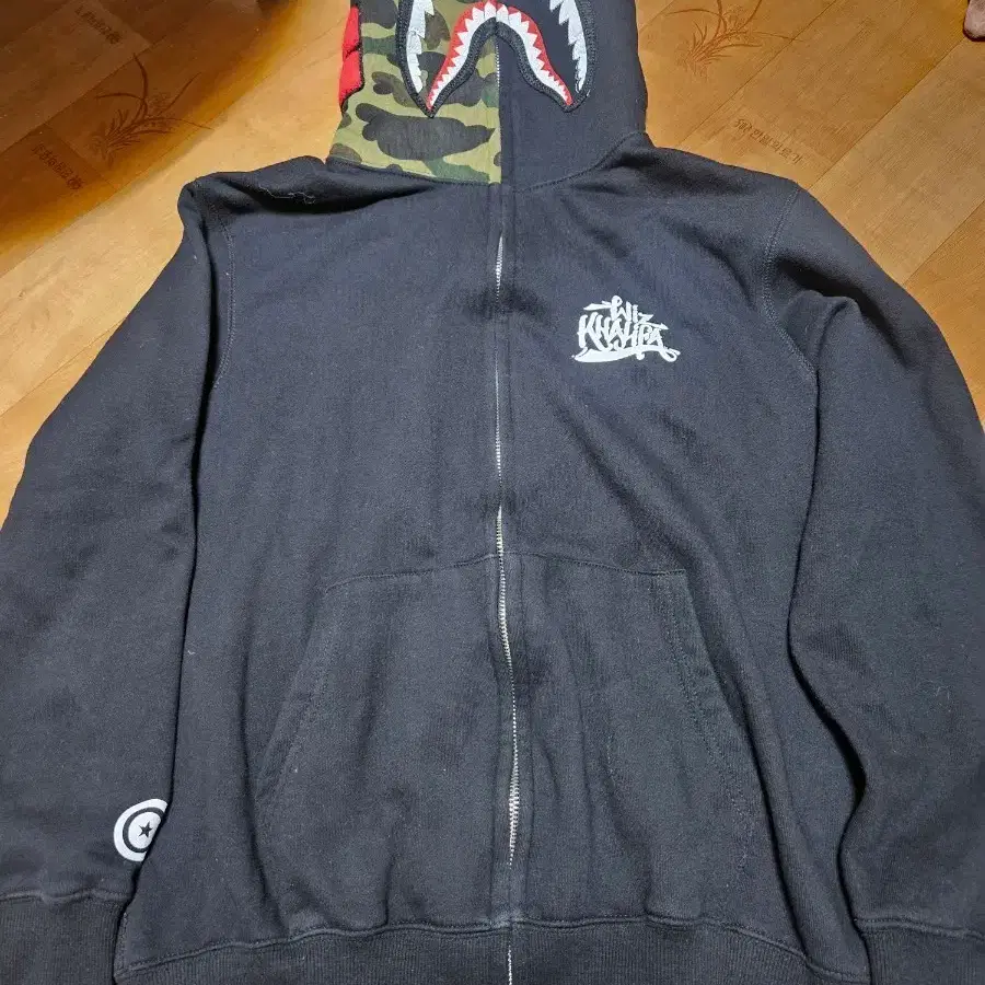 Vape Camo Shark Hoodie Zip-Up Size M #,#,#,# on  Bunjang Global Site.