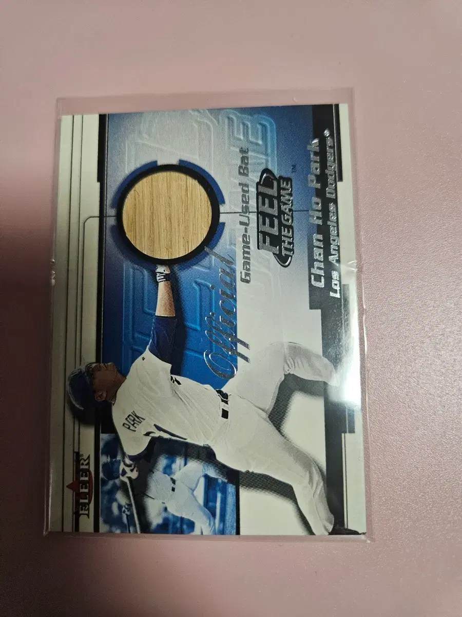 상태주의)박찬호 2001 Fleer 배트 카드