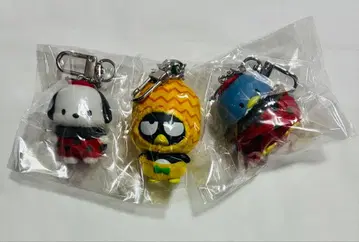 산리오 치비토모 포차코 바츠마루 턱시도샘 과일 벌레 씨