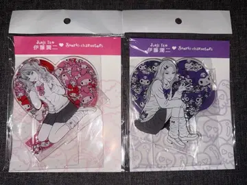 이토 준지 산리오 캐릭터즈 배경 포함 아크릴 스탠드 갸루 토미에 전 2종