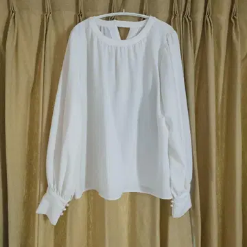 DISCOAT@yuyukekelife 감수 전후 2WAY 쉬폰 블라우스