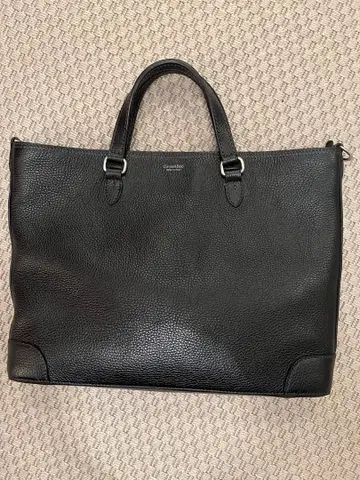 다니엘&밥 투모로우랜드 별주 가죽 백 블랙 A4 가능