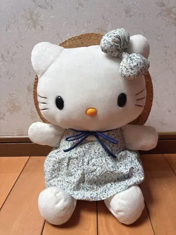 희귀 헬로키티 봉제 인형 꽃무늬 드레스 밀짚모자
