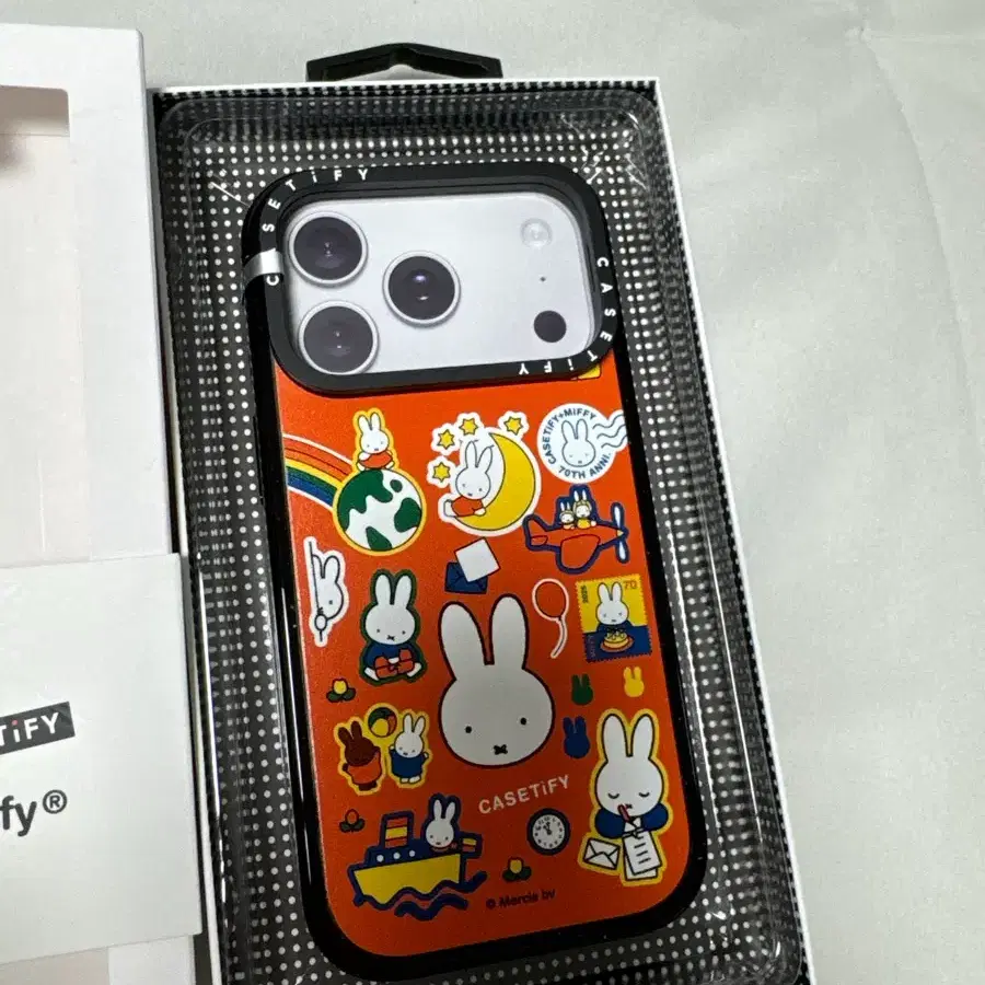 Casetify Miffy Case for iPhone 17 Pro on Bunjang Global Site.