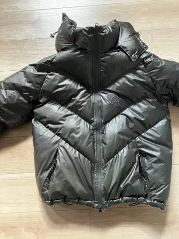 MERTRA Heat reactive puffer S 사이즈 다운