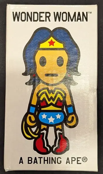 A BATHING APE BAPE x DCComics 원더우먼 피규어