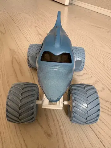세일 (Monster Jam) Megalodon 몬스터 트럭 파랑
