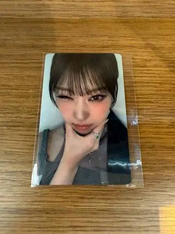 izna 팬미팅 회장 한정판 CD 혜택 트레이딩 카드 종운