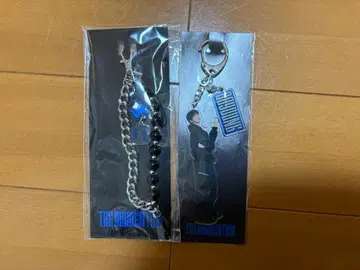 The momentum 도영 팬 라이트 스트랩 아크릴 키링 nct127