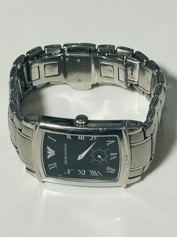 엠포리오 아르마니 손목시계 직사각형 블랙 다이얼