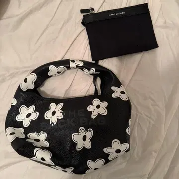 MARC JACOBS THE DAISY MINI SACK BAG