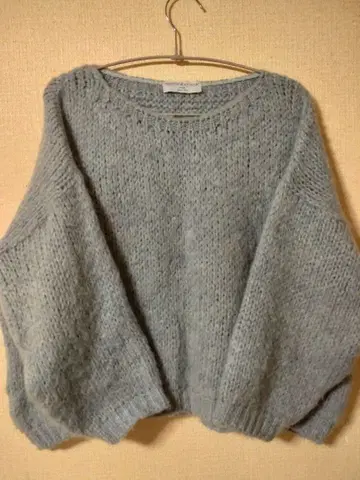 토리코 잠마르크 니트, 스웨터