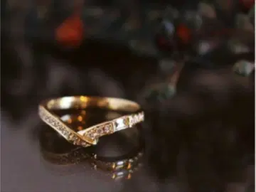 리본 다이아몬드 바게트컷 V자 10k 반지