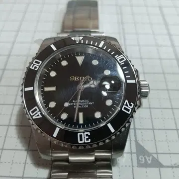 일본산 서브마리너 타입, 미요타 8215 무브먼트 사용